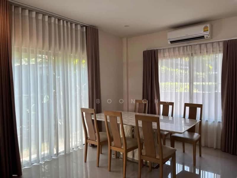 Setthasiri Krungthep Kreetha, Bangkok, Krungthep Kreetha Road, Hua Mak, Bang Kapi, Bangkok, 4 Bedrooms, 280 sqm, Single Detached House For Rent, by Thiti Boonchurn, 500178096 - DDproperty.com