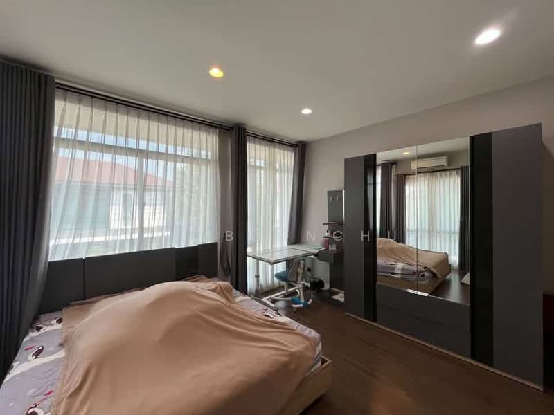 Setthasiri Krungthep Kreetha, Bangkok, Krungthep Kreetha Road, Hua Mak, Bang Kapi, Bangkok, 4 Bedrooms, 280 sqm, Single Detached House For Rent, by Thiti Boonchurn, 500178096 - DDproperty.com