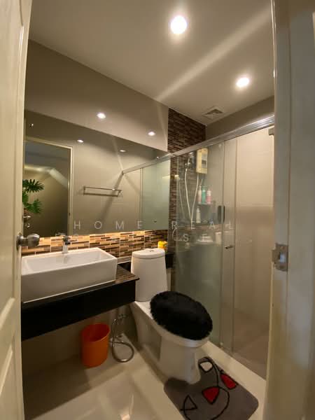 Modern Town Ekachai 62/1, Bangkok, Soi Ekachai 62/1, Bang Bon, Bang Bon, Bangkok, 3 Bedrooms, 151 sqm, Townhouse For Sale, by HOME Real Estate Service, 500178141 - DDproperty.com