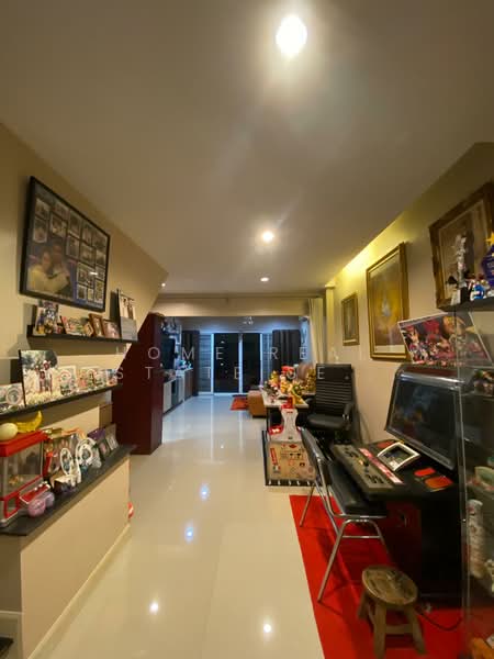 Modern Town Ekachai 62/1 : โมเดิร์น ทาวน์ เอกชัย 62/1, กรุงเทพ, ซอยเอกชัย 62/1, บางบอน, บางบอน, กรุงเทพ, 151 ตร.ม., ทาวน์เฮ้าส์ ขาย, โดย HOME Real Estate Service, 500178141 - DDproperty.com