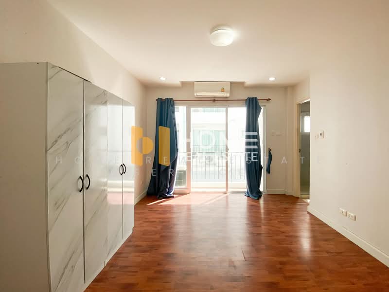 Chuan Chuen Charan 3, Bangkok, Wat Tha Pra, Bangkok Yai, Bangkok, 3 Bedrooms, 173 sqm, Townhouse For Sale, by HOME Real Estate Service, 500178142 - DDproperty.com