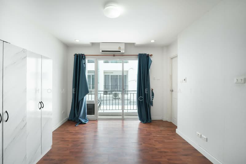 Chuan Chuen Charan 3, Bangkok, Wat Tha Pra, Bangkok Yai, Bangkok, 3 Bedrooms, 173 sqm, Townhouse For Sale, by HOME Real Estate Service, 500178142 - DDproperty.com