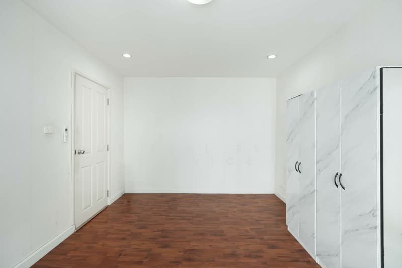 Chuan Chuen Charan 3, Bangkok, Wat Tha Pra, Bangkok Yai, Bangkok, 3 Bedrooms, 173 sqm, Townhouse For Sale, by HOME Real Estate Service, 500178142 - DDproperty.com