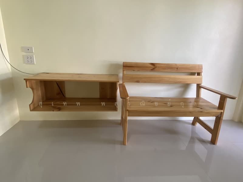 For Rent - Room for rent (newly painted interior) on Burapaphat Road, near Asia Industrial Estate and Robinson, Rayong