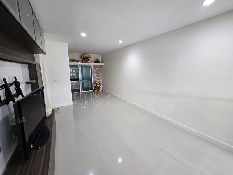 ให้เช่า - Baan Klang Muang Sathorn-Taksin 2 : บ้านกลางเมือง สาทร-ตากสิน 2, กรุงเทพ