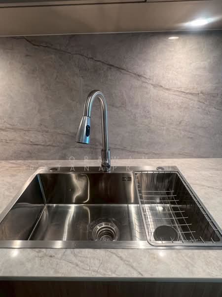 Royal Residence Park, Bangkok, 99 Royal Resident Park Lumphini, Lumphini, Pathum Wan, Bangkok, 3 Bedrooms, 220 sqm, Condo For Rent, by Orawan Ratanapratum, 500178185 - DDproperty.com