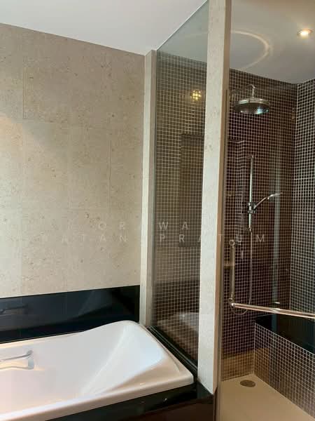 Royal Residence Park, Bangkok, 99 Royal Resident Park Lumphini, Lumphini, Pathum Wan, Bangkok, 3 Bedrooms, 220 sqm, Condo For Rent, by Orawan Ratanapratum, 500178185 - DDproperty.com