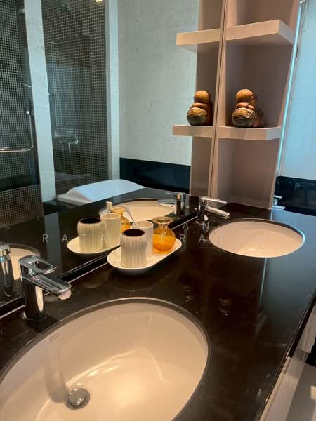 Royal Residence Park, Bangkok, 99 Royal Resident Park Lumphini, Lumphini, Pathum Wan, Bangkok, 3 Bedrooms, 220 sqm, Condo For Rent, by Orawan Ratanapratum, 500178185 - DDproperty.com