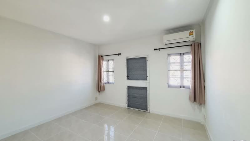 Soi Navamin 74, Bangkok, นวมินทร์, Ram Inthra, Khan Na Yao, Bangkok, 2 Bedrooms, 120 sqm, Townhouse For Rent, by เอกรัตน์ ผู้มีโชคชัย, 500178188 - DDproperty.com