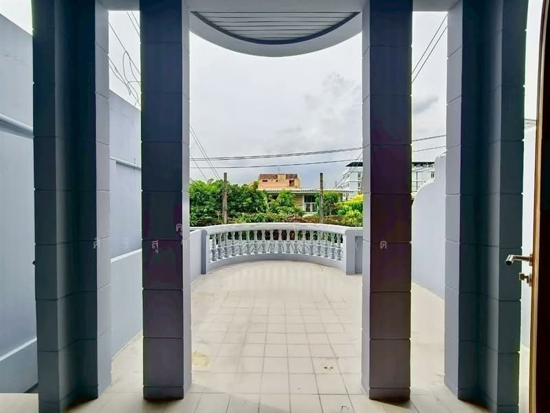 ทาวน์โฮม 3 ชั้น 33 ตร.ว. ทาวน์โฮม ซอยอินทามระ41 ซอยจิ๊ปดำริห์ ถนนสุทธิสาร, กรุงเทพ, ถนนสุทธิสาร, ดินแดง, ดินแดง, กรุงเทพ, 150 ตร.ม., ทาวน์เฮ้าส์ ขาย, โดย คุณ วนิดา ศิริสุขชัยวุฒิ (ดา), 500178191 - DDproperty.com