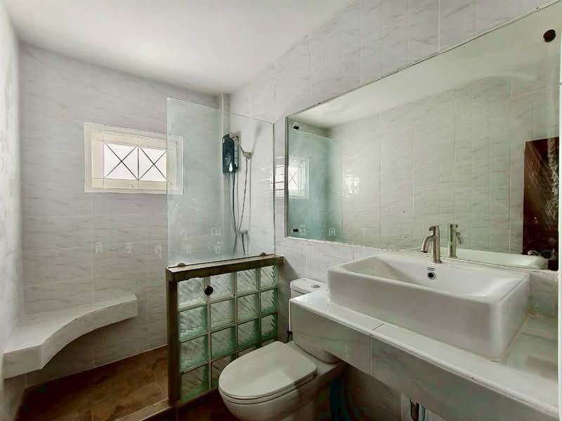 ทาวน์โฮม 3 ชั้น 33 ตร.ว. ทาวน์โฮม ซอยอินทามระ41 ซอยจิ๊ปดำริห์ ถนนสุทธิสาร, กรุงเทพ, ถนนสุทธิสาร, ดินแดง, ดินแดง, กรุงเทพ, 150 ตร.ม., ทาวน์เฮ้าส์ ขาย, โดย คุณ วนิดา ศิริสุขชัยวุฒิ (ดา), 500178191 - DDproperty.com