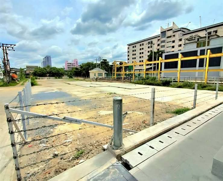 ที่ดินเปล่า 359.1 ตร.ว. ที่ดินถนนรามคำแหง ใกล้แยกลำสาลี ติดซอยรามคำแหง95 ติดสถานีรถไฟฟ้าสายสีส้ม, Bangkok, ถนนรามคำแหง, Hua Mak, Bang Kapi, Bangkok, , 1,436 sqm, Land For Sale, by คุณ ณัจภสิญาค์ ศุภควัษฐ์กาญกุล (ณิชชา), 500178236 - DDproperty.com