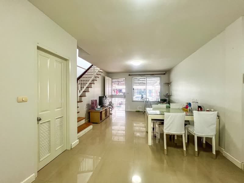 Town Plus Rama 9, Bangkok, Hua Mak, Bang Kapi, Bangkok, 3 Bedrooms, 155 sqm, Townhouse For Sale, by HOME Real Estate Service, 500178244 - DDproperty.com