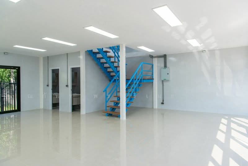 โกดังพร้อมออฟฟิศให้เช่า ขนาด100 ตรว. พระโขนง กรุงเทพ, Bangkok, Bang Chak, Phra Khanong, Bangkok, , 400 sqm, Warehouse/Factory For Rent, by ณภัทร พรสิริเมธากุล, 500178252 - DDproperty.com