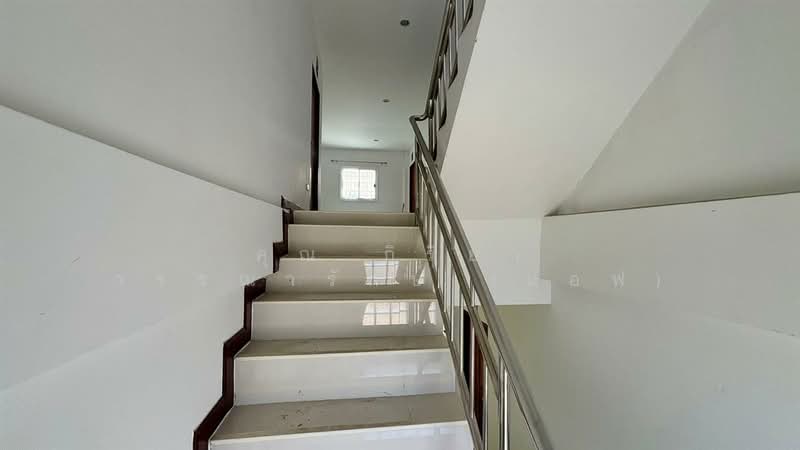 บ้านเดี่ยว 3 ชั้น 96 ตร.ว. บ้านเดี่ยว ซอยลาดพร้าว80 แยก22 ถนนลาดพร้าว, Bangkok, Wang Thonglang, Wang Thonglang, Bangkok, 10+ Bedrooms, 400 sqm, Single Detached House For Sale, by คุณ กิริยา วรรณารักษ์ (แอฟ), 500178264 - DDproperty.com