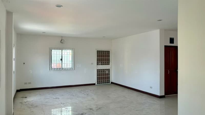 บ้านเดี่ยว 3 ชั้น 96 ตร.ว. บ้านเดี่ยว ซอยลาดพร้าว80 แยก22 ถนนลาดพร้าว, กรุงเทพ, วังทองหลาง, วังทองหลาง, กรุงเทพ, 400 ตร.ม., บ้านเดี่ยว ขาย, โดย คุณ กิริยา วรรณารักษ์ (แอฟ), 500178264 - DDproperty.com