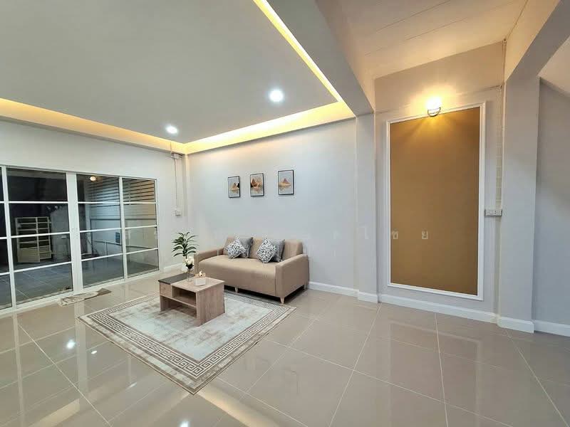 หมู่บ้านเพชรสยาม 1, Bangkok, Nong Kham, Nong Khaem, Bangkok, 2 Bedrooms, 76 sqm, Townhouse For Sale, by สรภพ ยอดไชย (สีฝุ่น), 500178292 - DDproperty.com