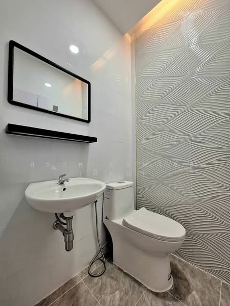 หมู่บ้านเพชรสยาม 1, Bangkok, Nong Kham, Nong Khaem, Bangkok, 2 Bedrooms, 76 sqm, Townhouse For Sale, by สรภพ ยอดไชย (สีฝุ่น), 500178292 - DDproperty.com