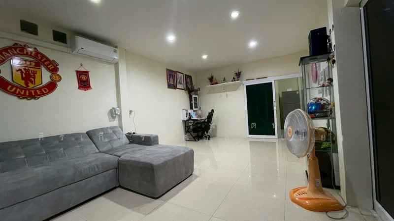 บ้านเดี่ยว 1 ชั้น 55 ตร.ว. บ้านเดี่ยว ซอยชุมชนพัฒนา52 ซอย1 ซอยพหลโยธิน52, Bangkok, Khlong Tanon, Sai Mai, Bangkok, 4 Bedrooms, 200 sqm, Single Detached House For Sale, by คุณ ศรินรัตน์ ศิรเกียรติสกุล (เป้ย), 500178302 - DDproperty.com