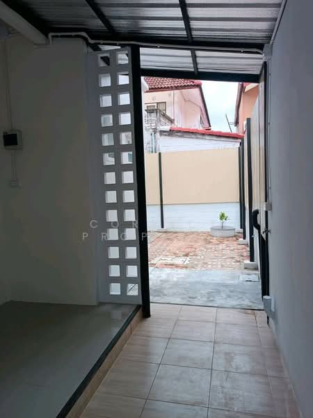 Supawan หนามแดง, Samut Prakan, Thepharak, Muang Samut Prakarn, Samut Prakan, 3 Bedrooms, 160 sqm, Townhouse For Rent, by Correct Property, 500178311 - DDproperty.com