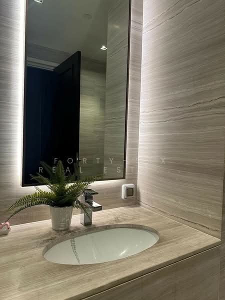 The Diplomat 39 : เดอะ ดิโพลแมท 39, กรุงเทพ, 18 ซอยสุขุมวิท 39 ถนนุขุมวิท, คลองตันเหนือ, วัฒนา, กรุงเทพ, 83 ตร.ม., คอนโด ขาย, โดย Forty-Six Real Estate Group, 500178324 - DDproperty.com