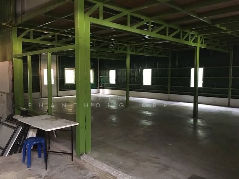 ให้ เช่า ขาย โกดัง พร้อม หัองเก็บของ และ ห้องพัก 8 ห้อง ลาดพร้าว 107 ใกล้รถไฟฟ้า ใกล้ ทางด่วน, กรุงเทพ, คลองจั่น, บางกะปิ, กรุงเทพ, 424 ตร.ม., โกดัง-โรงงาน ให้เช่า, โดย Tida phanthonglarptawee, 500178329 - DDproperty.com