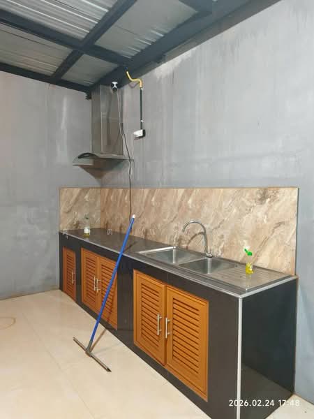 ให้เช่าบ้านแฝด ม.มณีรินทร์วิลเลจหนองมน ชลบุรี, Chon Buri (Pattaya), Samed, Muang Chon Buri, Chon Buri (Pattaya), 3 Bedrooms, 150 sqm, Semi-Detached House (Twin House) For Rent, by Dusit Saengfa, 500178335 - DDproperty.com