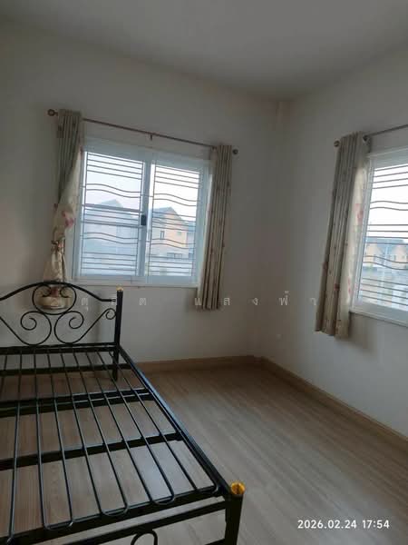 ให้เช่าบ้านแฝด ม.มณีรินทร์วิลเลจหนองมน ชลบุรี, Chon Buri (Pattaya), Samed, Muang Chon Buri, Chon Buri (Pattaya), 3 Bedrooms, 150 sqm, Semi-Detached House (Twin House) For Rent, by Dusit Saengfa, 500178335 - DDproperty.com