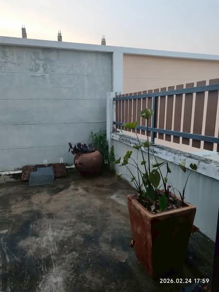 ให้เช่าบ้านแฝด ม.มณีรินทร์วิลเลจหนองมน ชลบุรี, Chon Buri (Pattaya), Samed, Muang Chon Buri, Chon Buri (Pattaya), 3 Bedrooms, 150 sqm, Semi-Detached House (Twin House) For Rent, by Dusit Saengfa, 500178335 - DDproperty.com