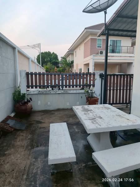 ให้เช่าบ้านแฝด ม.มณีรินทร์วิลเลจหนองมน ชลบุรี, Chon Buri (Pattaya), Samed, Muang Chon Buri, Chon Buri (Pattaya), 3 Bedrooms, 150 sqm, Semi-Detached House (Twin House) For Rent, by Dusit Saengfa, 500178335 - DDproperty.com