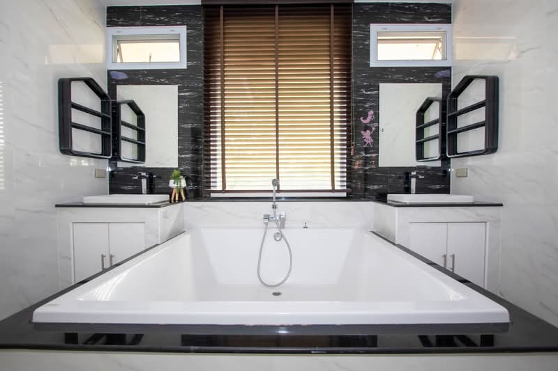 Sivalai 4 Village, Chiang Mai, San Ton Pao, San Kamphaeng, Chiang Mai, 3 Bedrooms, 256 sqm, Single Detached House For Sale, by คุณ รุ่งทิพย์, 500178351 - DDproperty.com