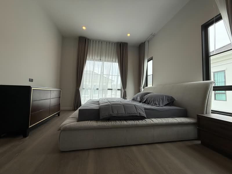 Setthasiri Bangna Km.10, Samut Prakan, Bangphli Yai, Bang Plee, Samut Prakan, 4 Bedrooms, 310 sqm, Single Detached House For Rent, by K.Nana, 500178353 - DDproperty.com