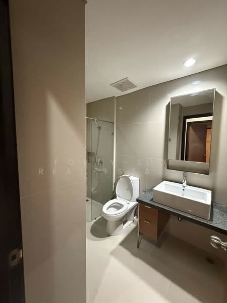 Villa Sathorn, Bangkok, 5 KrungThonBuri Road, Khlong Ton Sai, Khlong San, Bangkok, 2 Bedrooms, 90 sqm, Condo For Rent, by Forty-Six Real Estate Group, 500178386 - DDproperty.com