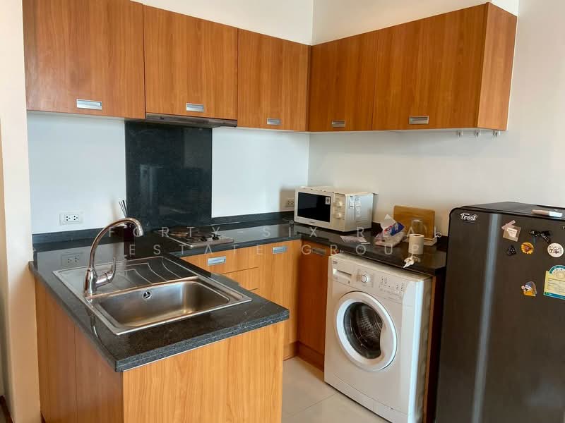 Villa Sathorn, Bangkok, 5 KrungThonBuri Road, Khlong Ton Sai, Khlong San, Bangkok, Studio, 41 sqm, Condo For Rent, by Forty-Six Real Estate Group, 500178389 - DDproperty.com