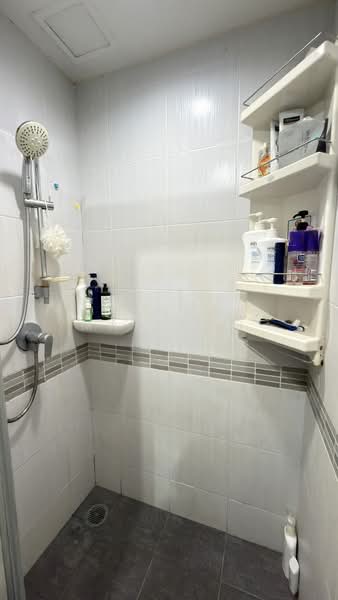 Lumpini Place Borom Ratchachonni - Pinklao, Bangkok, Boromratchachonnanee Road, Taling Chan, Taling Chan, Bangkok, 1 Bedroom, 28 sqm, Condo For Sale, by Pongpan Matkhao, 500178391 - DDproperty.com