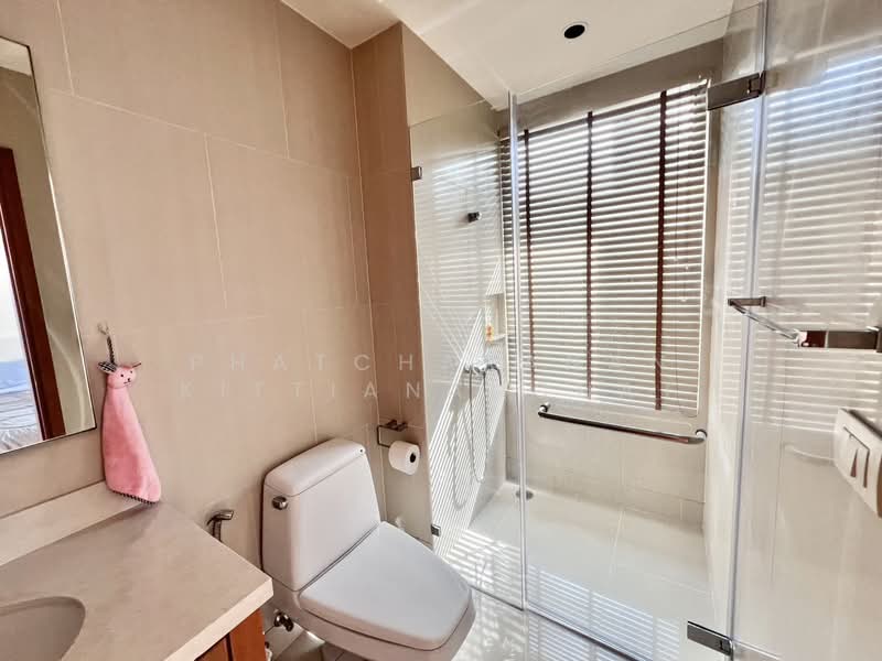 The Emporio Place, Bangkok, 93 Soi Sukhumvit 24, Sukhumvit Road, Khong Tan, Khlong Toei, Bangkok, 2 Bedrooms, 102 sqm, Condo For Sale, by Phatcharanan Kittiananchat, 500178392 - DDproperty.com