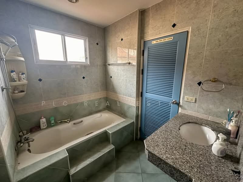 3 Bedroom House for Sale North Pattaya, Chon Buri (Pattaya), Bang Lamung, Bang Lamung (Pattaya), Chon Buri (Pattaya), 3 Bedrooms, 170 sqm, Single Detached House For Rent, by PLC Real Estate, 500178412 - DDproperty.com