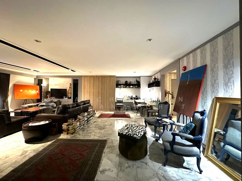 D.S. Tower 1 Sukhumvit 33, Bangkok, Soi Phrom Chit, Khlong Tan Nua, Watthana, Bangkok, 3 Bedrooms, 205 sqm, Condo For Sale, by Phatcharanan Kittiananchat, 500178456 - DDproperty.com