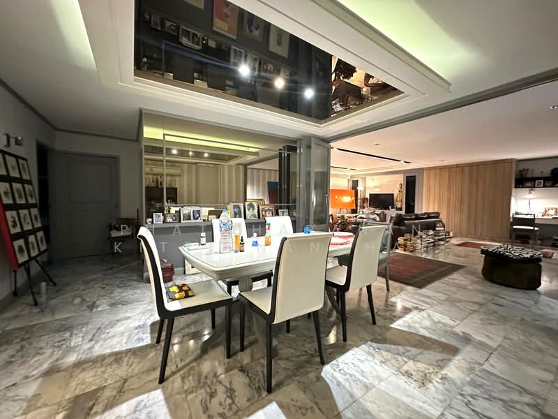 D.S. Tower 1 Sukhumvit 33, Bangkok, Soi Phrom Chit, Khlong Tan Nua, Watthana, Bangkok, 3 Bedrooms, 205 sqm, Condo For Sale, by Phatcharanan Kittiananchat, 500178456 - DDproperty.com