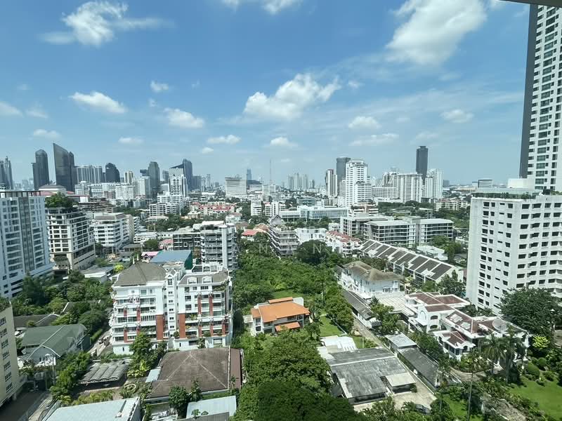 D.S. Tower 1 Sukhumvit 33, Bangkok, Soi Phrom Chit, Khlong Tan Nua, Watthana, Bangkok, 3 Bedrooms, 205 sqm, Condo For Sale, by Phatcharanan Kittiananchat, 500178456 - DDproperty.com