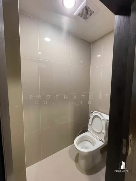 XT Huaikhwang, Bangkok, 244 Ratchadaphisek Road, Huai Khwang, Bangkok, 1 Bedroom, 30 sqm, Condo For Rent, by PROPMATCH CO., LTD., 500178475 - DDproperty.com