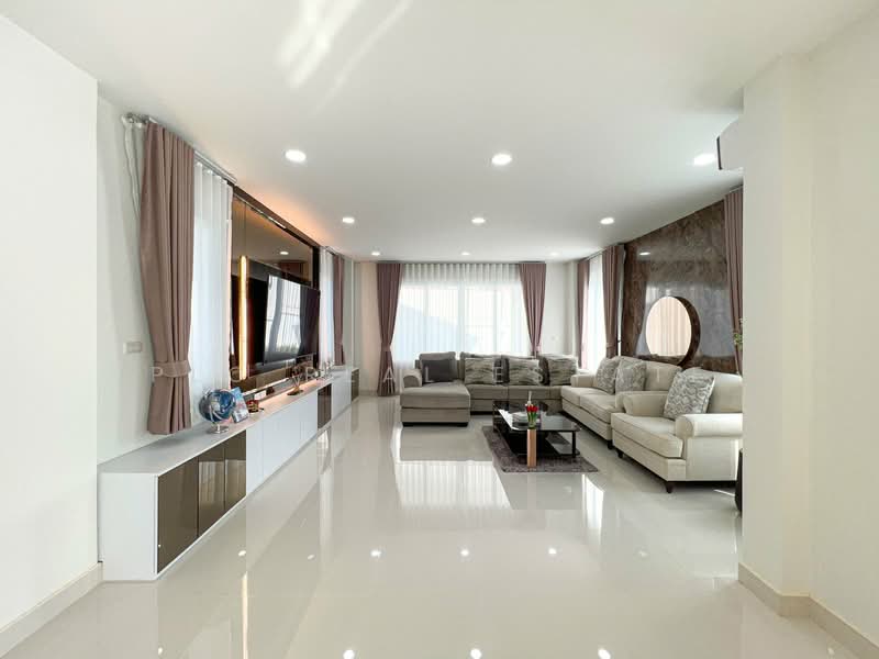 4 Bedroom Modern Pool Villa Siam Country Club Pattaya, ชลบุรี, บางละมุง, บางละมุง, ชลบุรี, 450 ตร.ม., วิลล่า ขาย, โดย PLC Real Estate, 500178481 - DDproperty.com