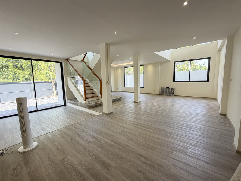 Sukhumvit 71 Pridi 42, Bangkok, สุขุมวิท 71, Khlong Tan Nua, Watthana, Bangkok, 4 Bedrooms, 401 sqm, Single Detached House For Sale, by อมรญา ทองสุข, 500178503 - DDproperty.com