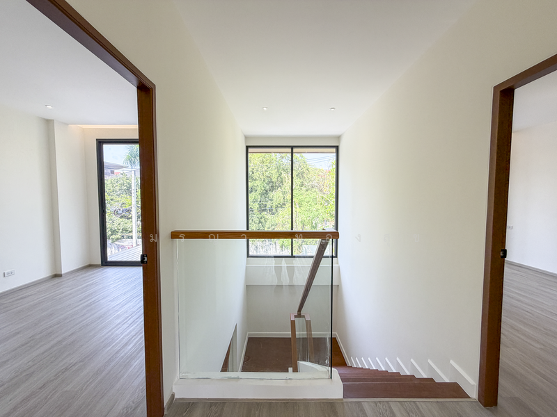 Sukhumvit 71 Pridi 42, Bangkok, สุขุมวิท 71, Khlong Tan Nua, Watthana, Bangkok, 4 Bedrooms, 401 sqm, Single Detached House For Sale, by อมรญา ทองสุข, 500178503 - DDproperty.com