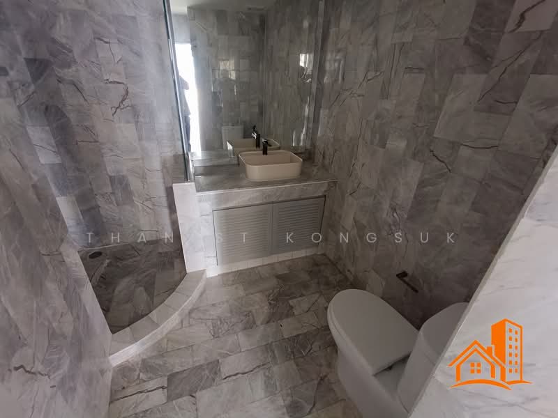 Supakarn Condominium, Bangkok, Charoennakorn Road, Khlong Ton Sai, Khlong San, Bangkok, 2 Bedrooms, 273 sqm, Condo For Sale, by Thanest Kongsuk, 500178514 - DDproperty.com