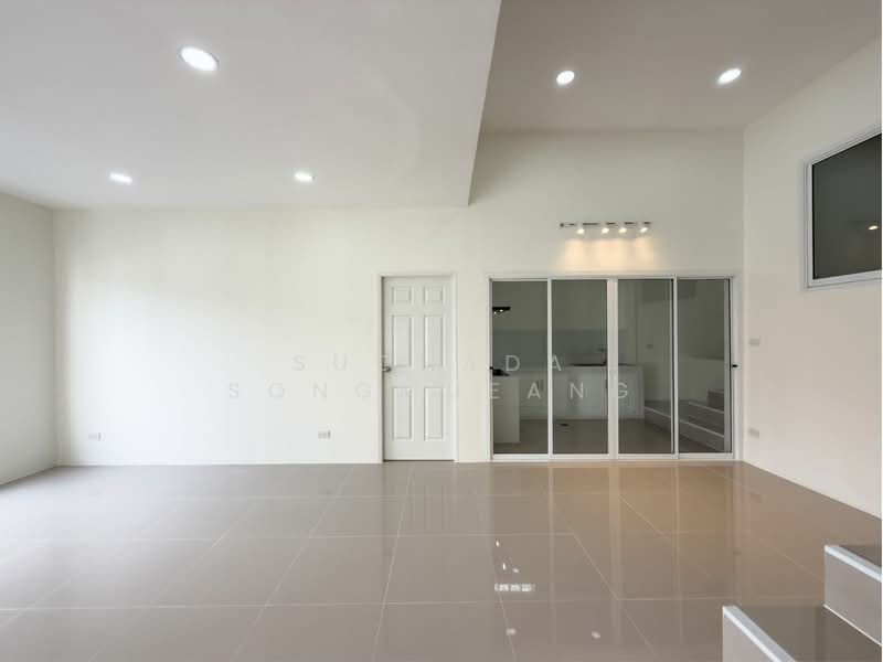Srisuchart 2, Phuket, Ratsada, Muang Phuket, Phuket, 3 Bedrooms, 168 sqm, Semi-Detached House (Twin House) For Sale, by Suchada Songmueang, 500178525 - DDproperty.com