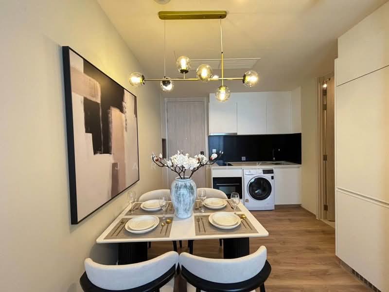 Noble Form Thonglor, Bangkok, Sukhumvit 55, Khlong Tan Nua, Watthana, Bangkok, 1 Bedroom, 33 sqm, Condo For Rent, by Jarunat K, 500178545 - DDproperty.com