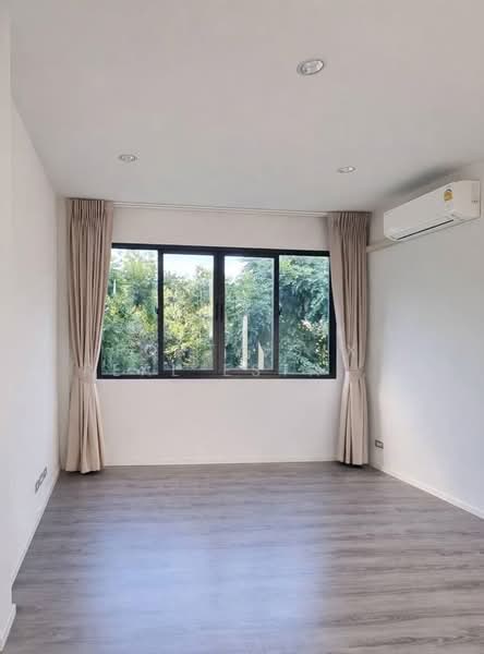 The Sonne Srinakarin-Bangna, Bangkok, Soi Chumchon Mahat Thai 3, Bangna-Trad Road, Dok Mai, Prawet, Bangkok, 4 Bedrooms, 245 sqm, Single Detached House For Sale, by Forty-Six Real Estate Group, 500178559 - DDproperty.com