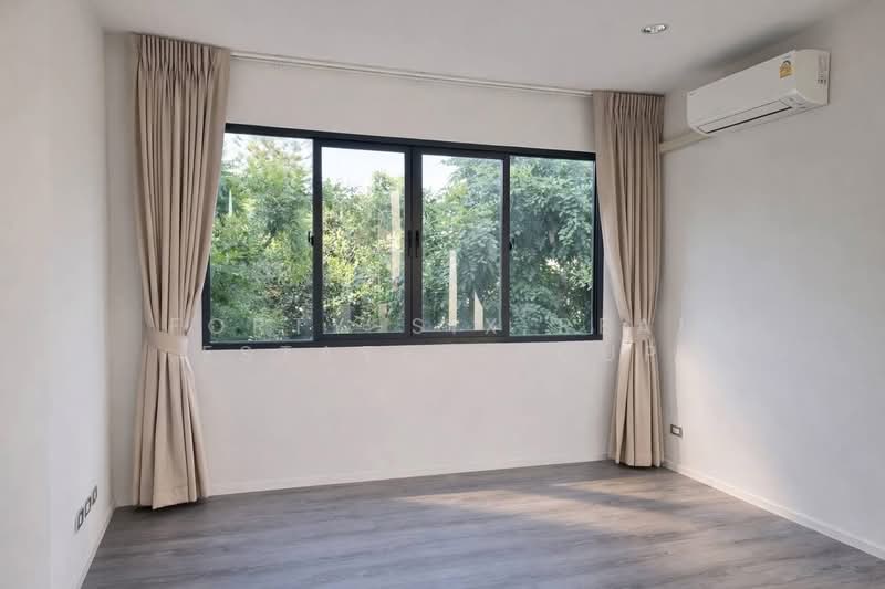 The Sonne Srinakarin-Bangna, Bangkok, Soi Chumchon Mahat Thai 3, Bangna-Trad Road, Dok Mai, Prawet, Bangkok, 4 Bedrooms, 245 sqm, Single Detached House For Sale, by Forty-Six Real Estate Group, 500178559 - DDproperty.com