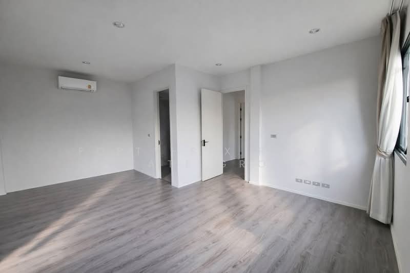 The Sonne Srinakarin-Bangna : เดอะ ซอนเน่ ศรีนครินทร์-บางนา, กรุงเทพ, ซอยชุมชนมหาดไทย 3 ถนนบางนา-ตราด, ดอกไม้, ประเวศ, กรุงเทพ, 245 ตร.ม., บ้านเดี่ยว ขาย, โดย Forty-Six Real Estate Group, 500178559 - DDproperty.com